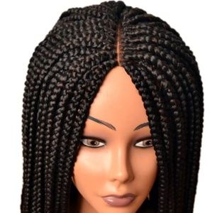 Box braids with closure